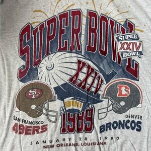 Abercrombie & Fitch Gray 49ers & Broncos NFL T-Shirt